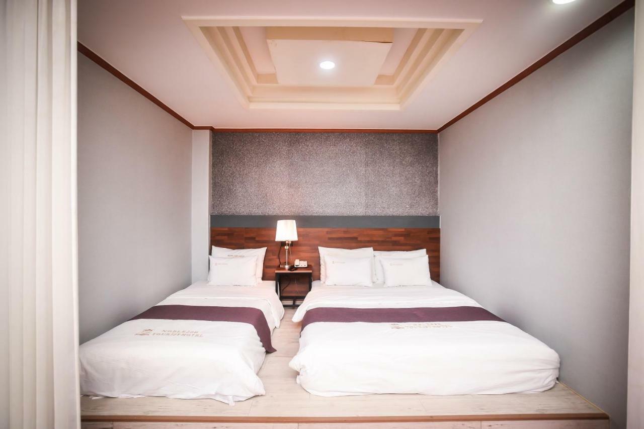 Hotel Noblesse Seoul Exterior photo